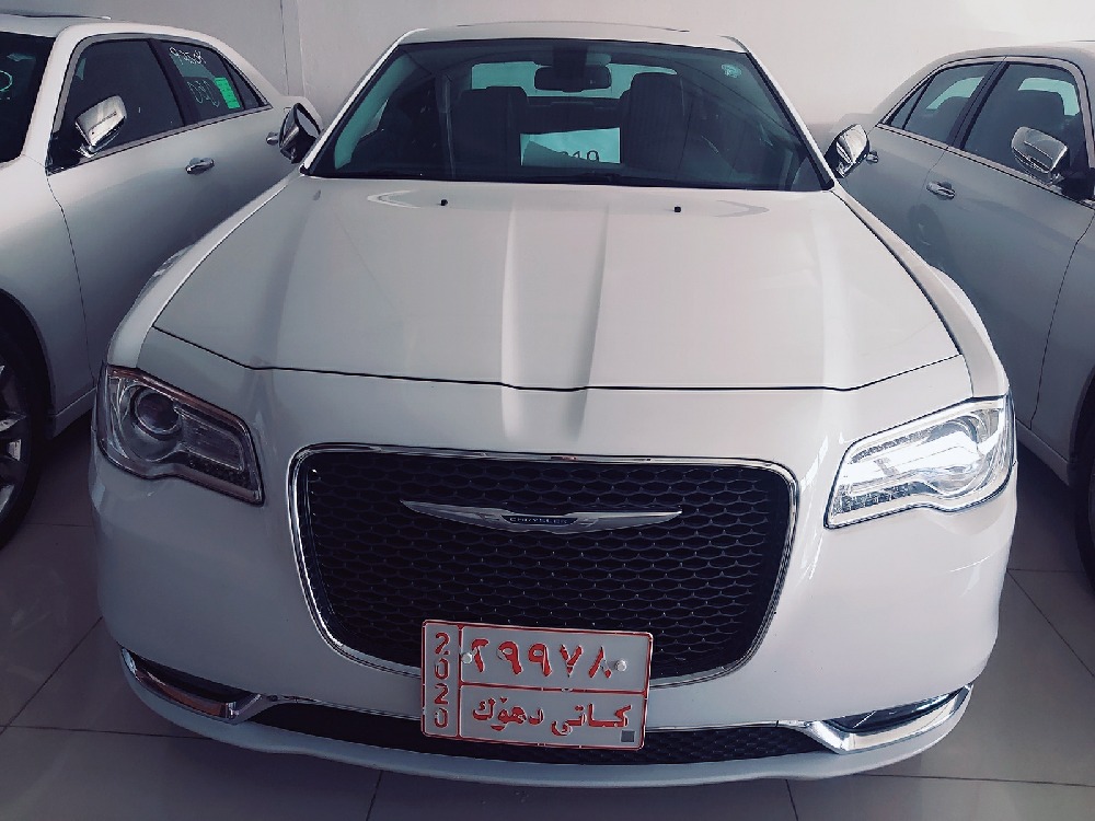 كرايسلر 300